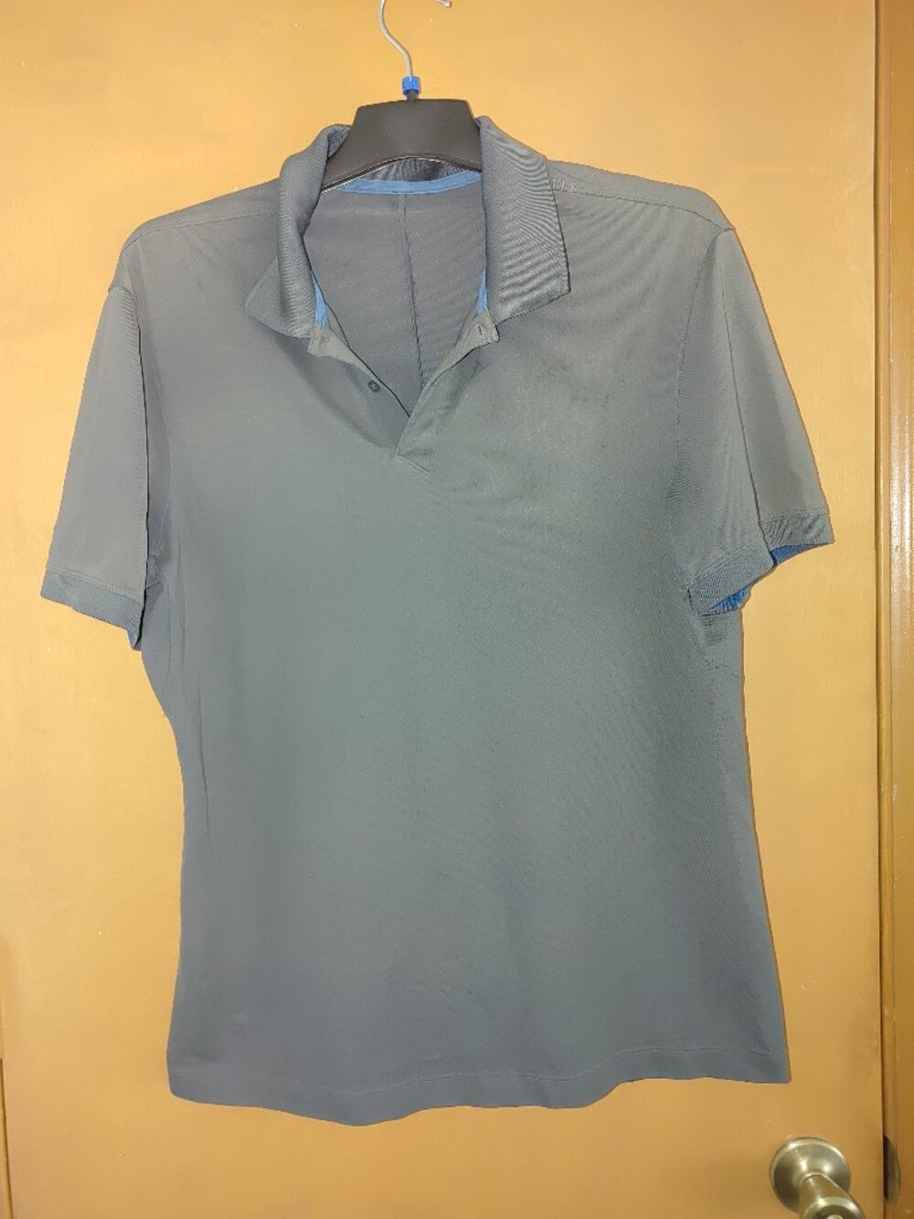 LULULEMON Men's Short Sleeves Polo Shirt Size L NWOT